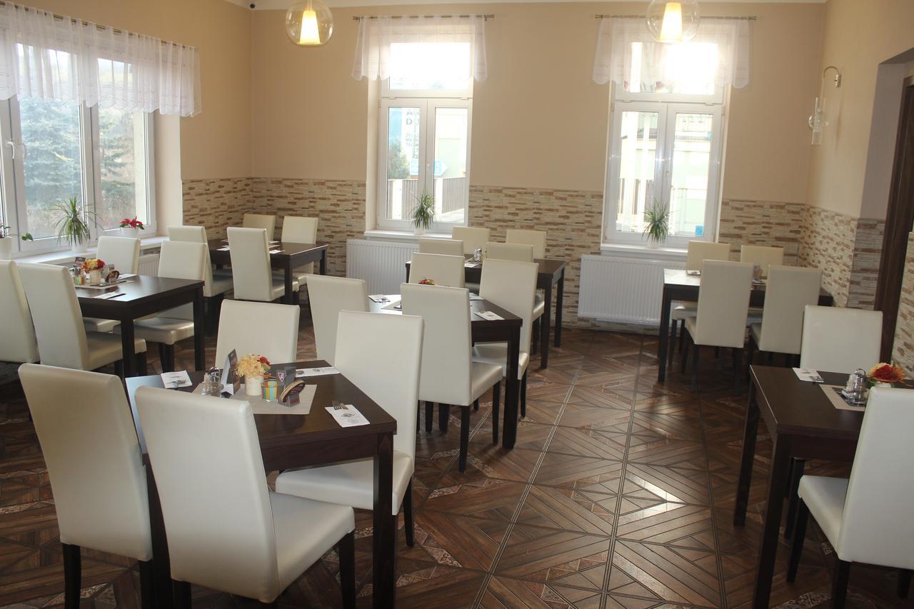 Penzion Vesely Zelezny Brod Exterior photo